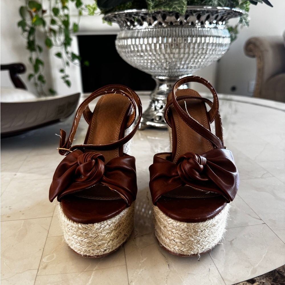 Elegant Brown Platform Sandals